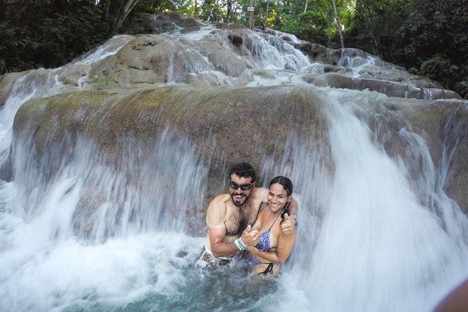 Exhilarating Dunn's River Falls Guided Tour from Ocho Rios hotels - The 600-Foot Terraced Climb: Safety, Breaks, and That Top View