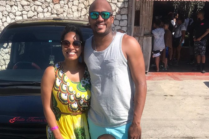 Explore, Montego Bay highlight City Tour and shopping. - Shopping in Montego Bay: How to Get Local, Not Lost