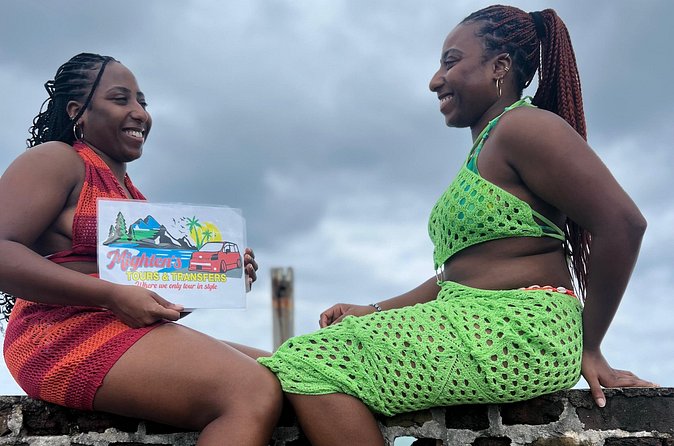 Explore Negril Day Tour beach and Ricks Cafe From Montego Bay - Rick’s Café for sunset: DJ music, dancing, and the cliff-jumping show