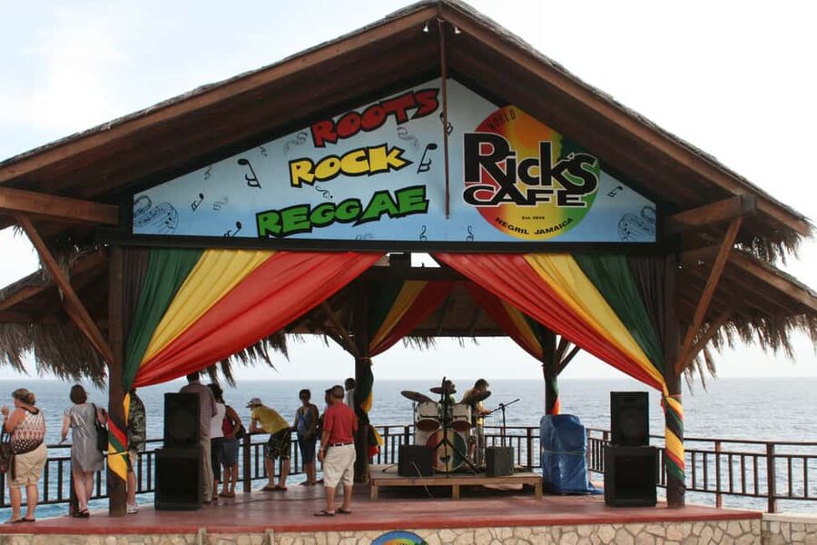 From Montego Bay: Negril Beach & Rick's Cafe Sunset Day Trip - Negril by day, Rick’s Cafe by sunset
