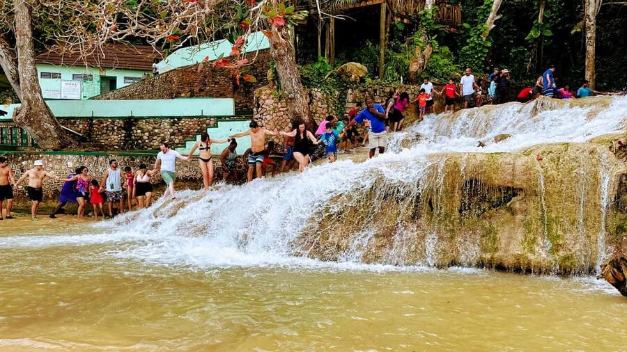 From Ocho Rios / Runaway Bay: Day Trip to Dunn's River Falls - Logistics That Affect Your Comfort (Without Getting in the Way)