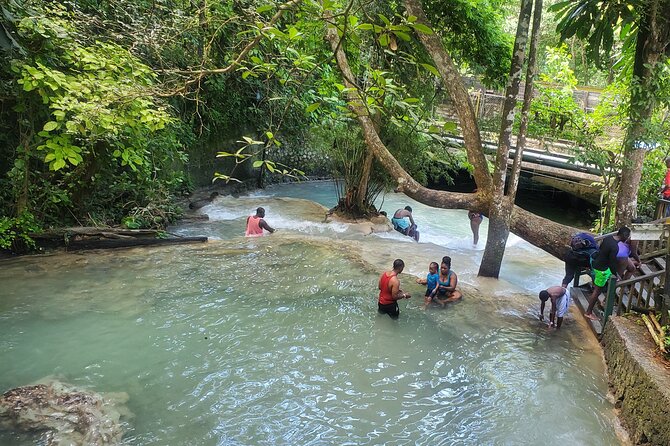 Full-Day Guided Tour to Dunns River Falls & shopping with lunch - Lunch and the A/C Ride: Why This Tour Feels More Comfortable Than DIY