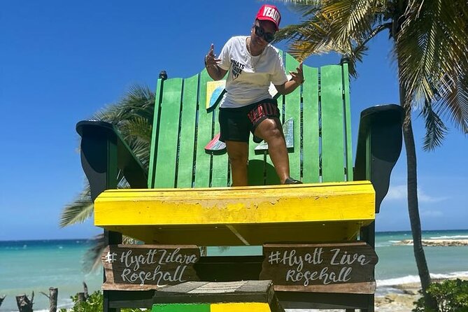 Full Day Tour of Negril Beach: Margaritaville & Rick's Cafe Live - Stop 3: Rick’s Cafe Live, Sunset Views and Crowd Energy