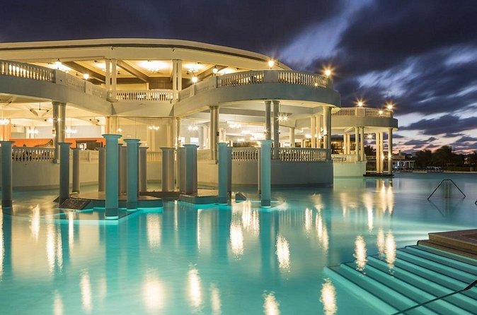 Grand Palladium and Lady Hamilton Private Airport Transfer - Price and value: when $40 per person makes sense