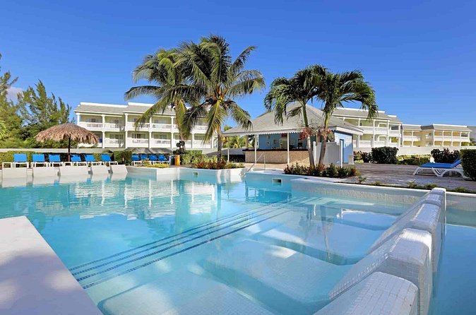 Grand Palladium and Lady Hamilton Private Airport Transfer - Who this transfer is perfect for