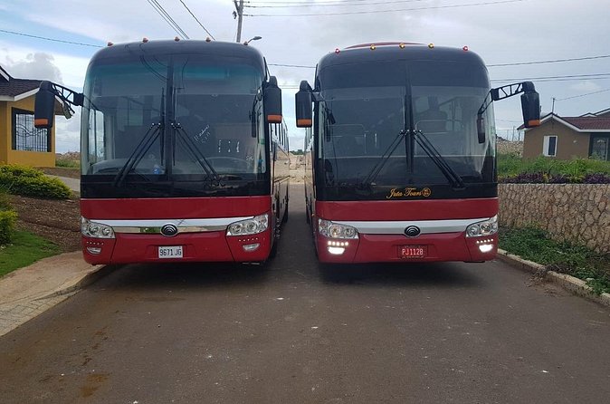Grand Palladium Jamaica Airport Transfer - One-way vs round-trip: choosing the right fit for your travel style