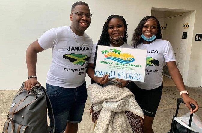 Grand Palladium Jamaica & Lady Hamilton MBj Airport Transfer - The onboard perks that actually help after a flight