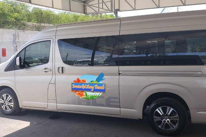 Grand Palladium Lady Hamilton Transfers from Montego Bay Airport - Meeting your driver at Sangster International Airport (MBJ)