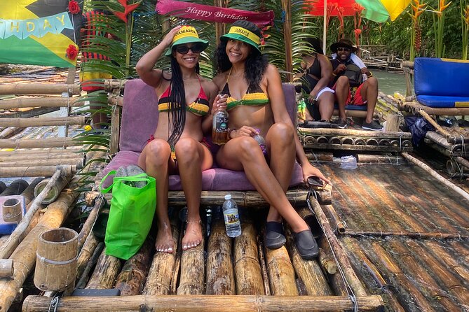 Great River bamboo Rafting and Margaritaville from Montego Bay - Getting from Montego Bay in a clean, calm, air-conditioned ride