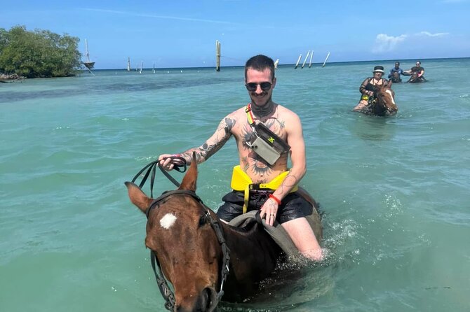 Horseback Riding In The Ocean from Montego Bay Private Transfer - What Happens During The 4 Hours On The Ground