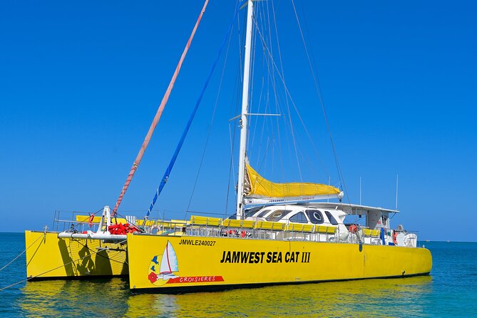 Jamwest Beach Negril Family Catamaran Cruise Pick up from Lucea - Catamaran cruise basics: drinks, restrooms, and the “party but safe” balance