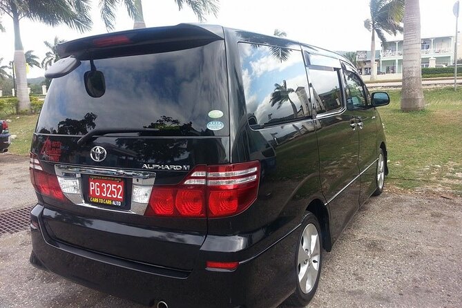Kingston Airport Transfers to Runaway Bay - Norman Manley Airport pickup that skips the shuttle chaos
