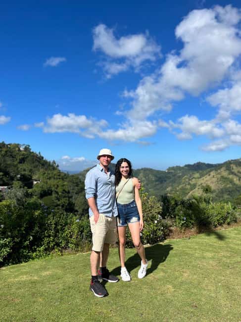 Kingston Blue Mountains Tour with Coffee Tasting - Walking the estate without calling it a hike