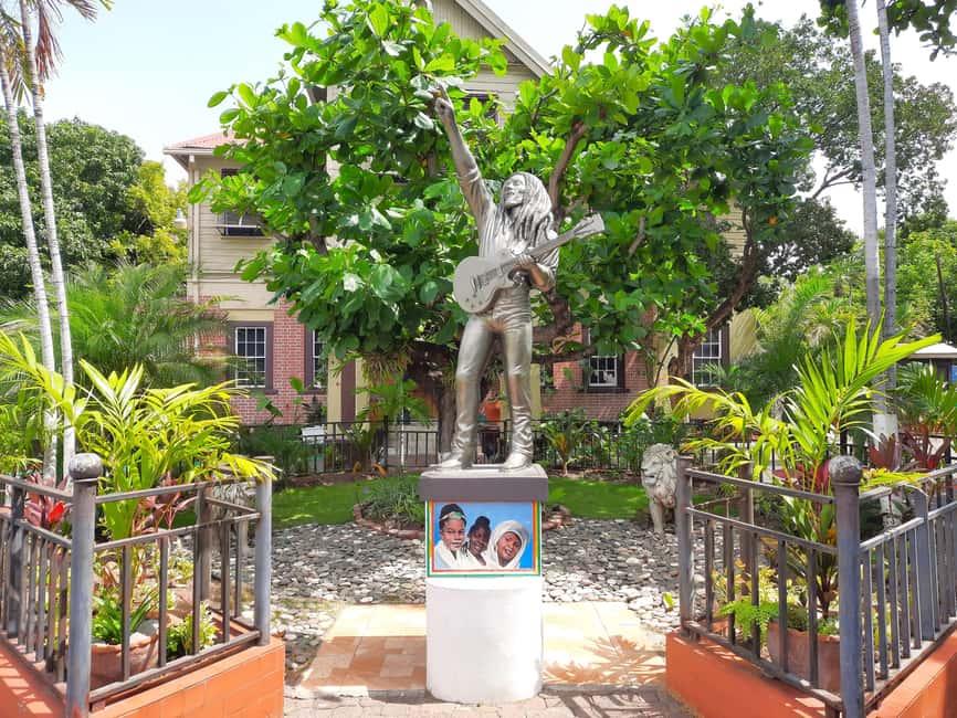 Kingston: Bob Marley Museum Tour from Kingston - The guided route through the museum grounds