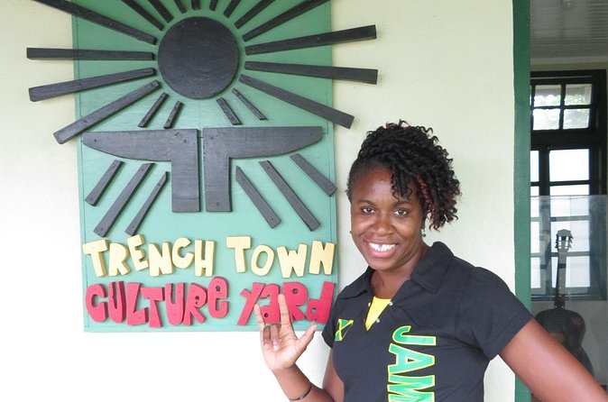 Kingston City Tour (starting in Kingston) - Guides, bilingual commentary, and why the storytelling sticks