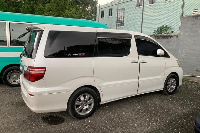 Kingston Round Trip Airport Transfers to Ocho Rios - How This Transfer Saves You From Post-Flight Chaos