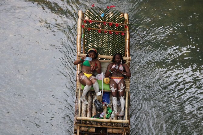 Lethe Bamboo River Rafting and Limestone Foot Massage Experience - The short stop at Usain Bolt’s Tracks and Records: souvenirs, fruit, and photos