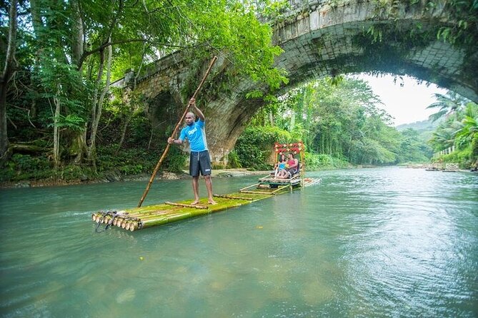 Lethe Bamboo River Rafting Montego Bay Highlights and Shopping - Great River bamboo rafting in Lethe: what the 90 minutes is really like