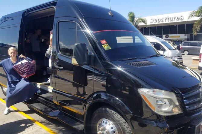 Luxury MBJ Airport Transfer to Montego Bay Hotels - A real-world snapshot: last-minute luxury support