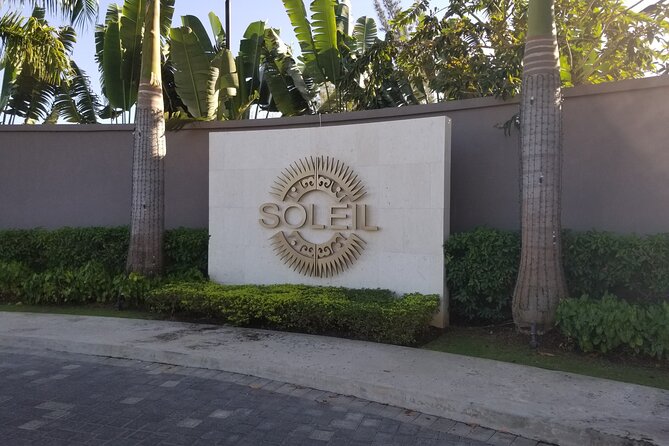 Luxury MBJ Airport Transfer to Montego Bay Hotels - Luxury MBJ logistics, meeting points, and how to avoid the common mistakes