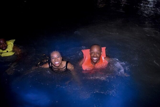 Magical Luminous Lagoon Private Tour - Why the luminous lagoon glows when you touch it
