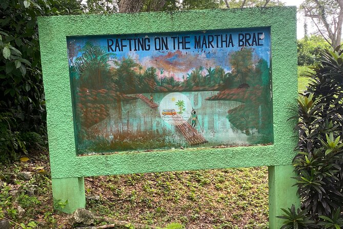 Martha Brae Bamboo Rafting Experience From Montego Bay - What’s included, what isn’t, and how to plan your meals