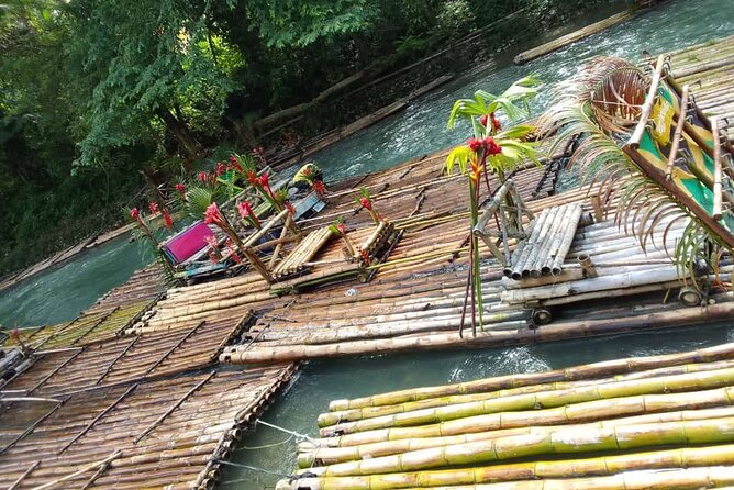 Martha Brae Bamboo Rafting Tranquil Peace Of Mind - What to bring so the day stays comfortable