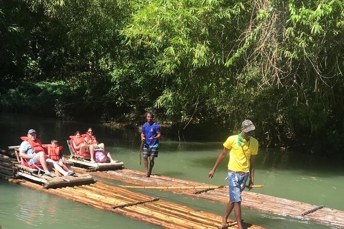 Martha Brae Rafting Ocho Rios, Runaway Bay, Falmouth&Montego Bay - Martha Brae Rafting Village: the pier setup, shops, and the herb garden stop