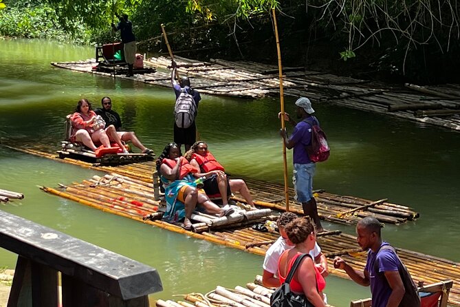 (Martha Brae River) Bamboo Rafting - Reaching the Martha Brae Raft Site: Entry, Welcome Drink, and Life Vests