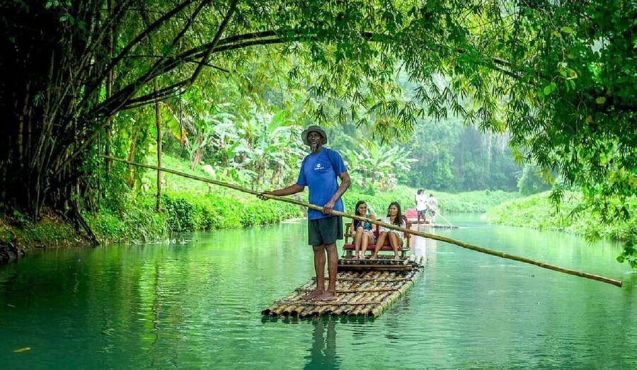 Martha Brae River Rafting Private trip - The rainforest scenery time: what to focus on during the 2 hours