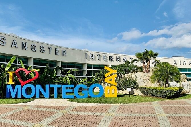Montego Bay Airport Ja (MBJ) to Hotels in Montego Bay or Falmouth - Key things that make this transfer easy