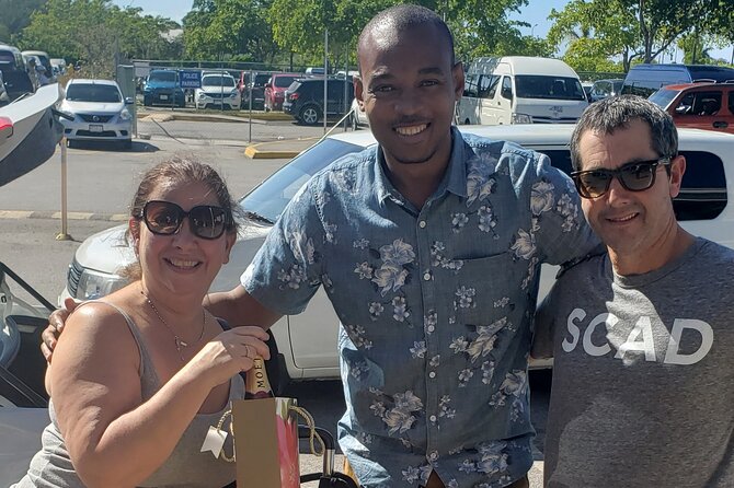Montego Bay Airport Private Taxi: Secrets St James/ Wild Orchid - The small perks that make check-in feel easier