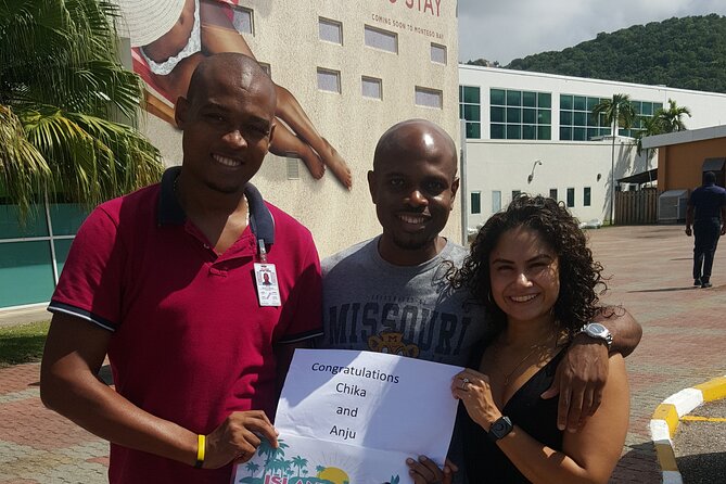 Montego Bay Airport Private Taxi: Secrets St James/ Wild Orchid - The 15-minute ride to Secrets St James or Wild Orchid