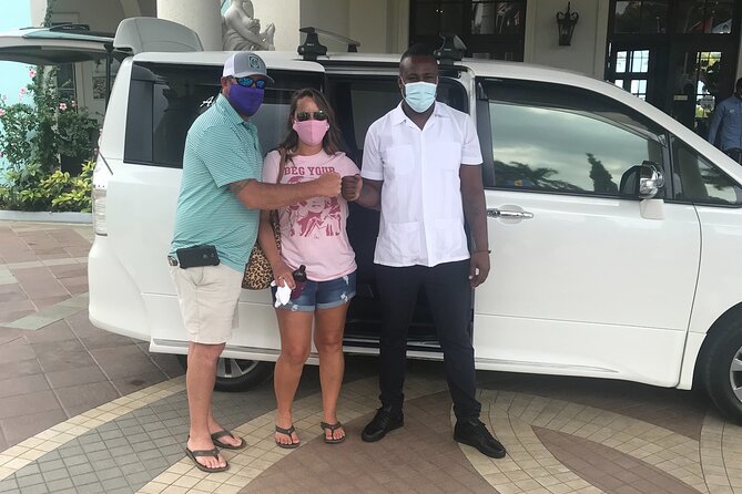 Montego Bay Airport Private Taxi Transfer To Negril Hotels - The 1 hour 20 minute ride to Negril, with real comfort