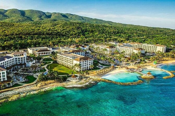 Montego Bay Airport Private Transfer to Montego Bay Hotels - How One-Way vs Round-Trip Works for Your Schedule