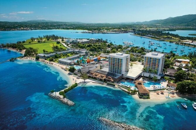 Montego Bay Airport Private Transfers to any Montego Bay Hotels - Should You Book Montego Bay Airport Taxi Private Transfers?