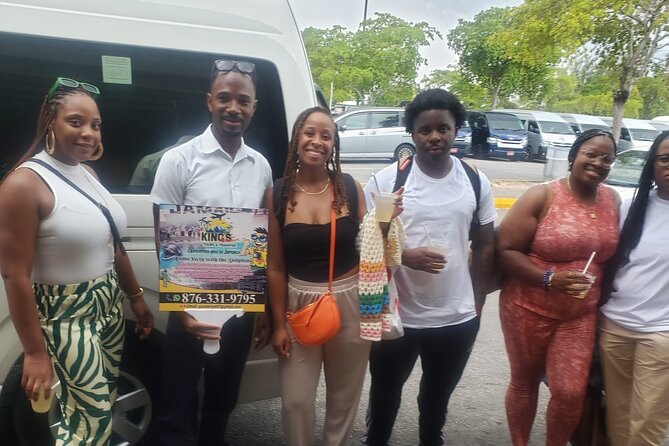Montego Bay Airport Round Trip Transfer - Finding Your Driver at Sangsters International Airport