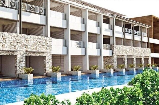 Montego Bay Airport to Royalton/Hideaway Negril Private Transfer - Value of $55 Per Person for a Direct Private Transfer