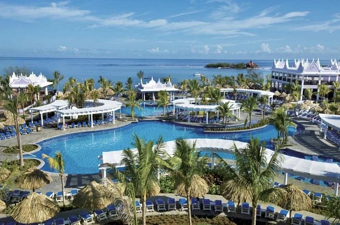 Montego Bay Airport Transfer to Hotels in Montego Bay or Falmouth - Private Transfer vs Hotel Shuttles: Why No Extra Drop-offs Matters