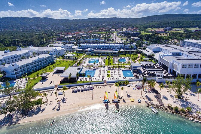 Montego Bay Airport Transfer to Montego Bay and Falmouth Hotels - Why this Montego Bay transfer is such a practical upgrade