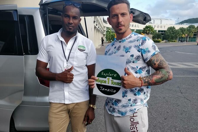 Montego Bay Airport Transfer to Ocean Eden Bay and Coral Spring - From landing to resort lobby, what the transfer really feels like