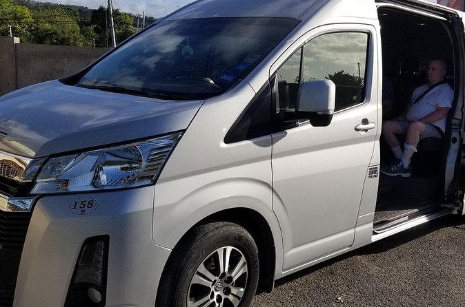 Montego Bay airport transfers - The driver as your on-the-road guide, not a storyteller