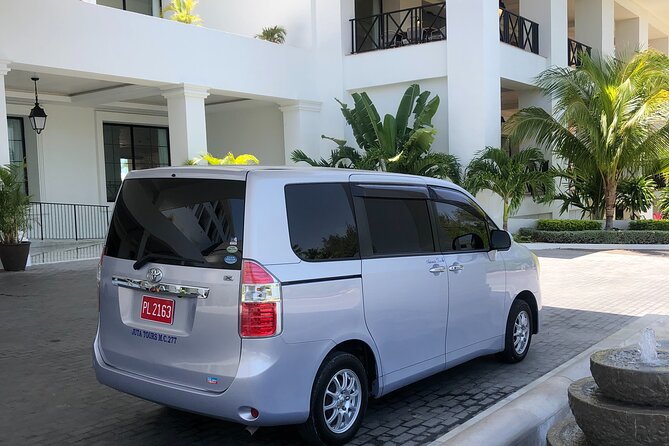 Montego Bay Airport Transfers ( Round Trip-Montego Bay Hotels) - What you actually get in the car, A/C, bottled water, and real driver care