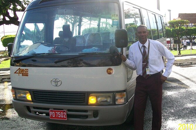 Montego Bay airport transfers - The ride itself: comfort, cleanliness, and even car-sickness relief