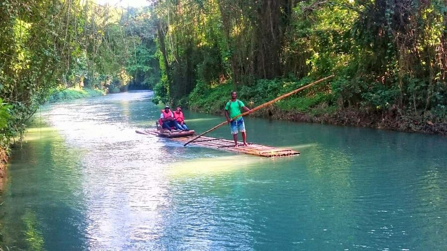Montego Bay: Bamboo Raft Cruise on the Great River - What to pack, footwear choices, and comfort hacks
