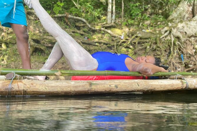 Montego Bay Bamboo River Rafting and Limestone Massage - The limestone foot massage: why this is the real crowd-pleaser