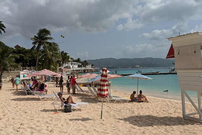 Montego Bay Beach Break and Highlight - Brunch included: Jamaican juicy patties plus seasonal fruit