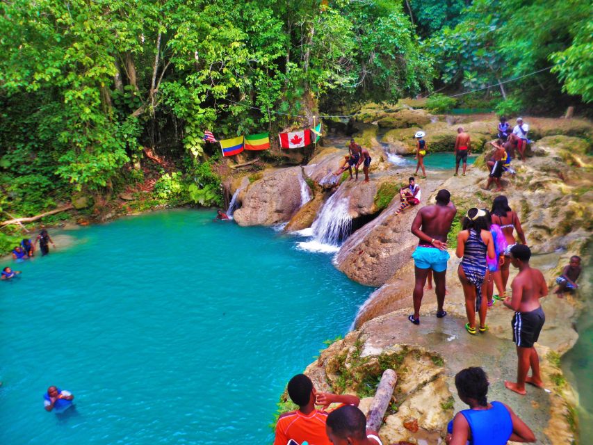 Montego Bay: Blue Hole, Dunn’s River, and Reggae Hill Tour - Lunch plus house drinks: where the value shows up
