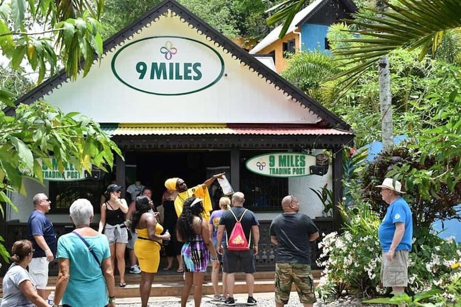 Montego Bay: Bob Marley's Nine Mile Admission & Guided Tour - Montego Bay to Nine Mile: the drive is part of the deal