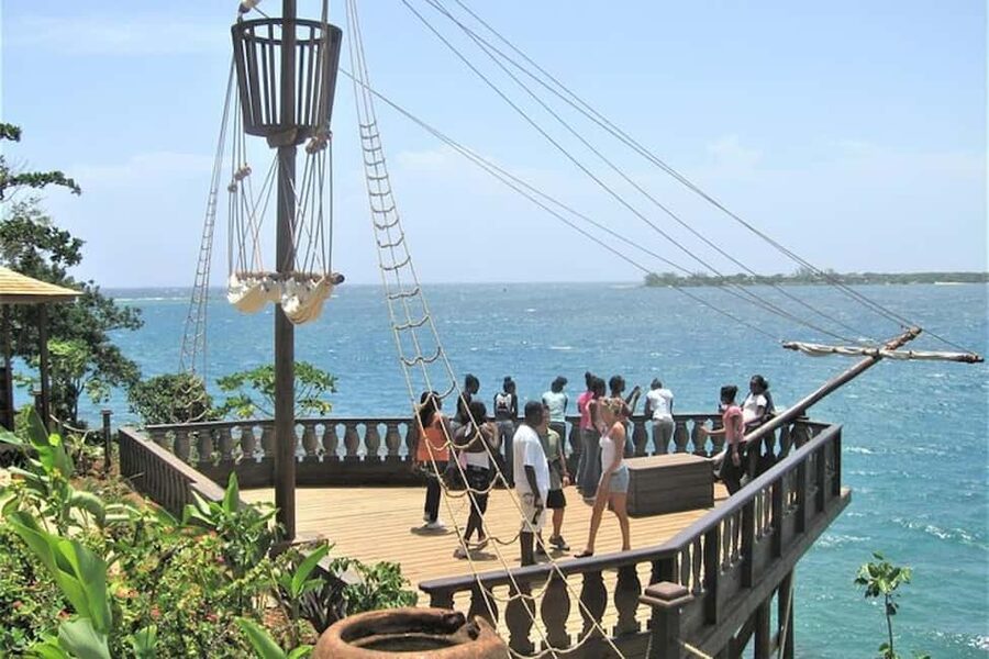 Montego Bay: Bob Marley's Nine Mile Admission & Guided Tour - Logistics that save headaches